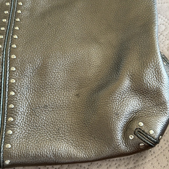 MICHAEL KORS METALLIC LEATHER STUDDED BAG - Picture 12 of 12